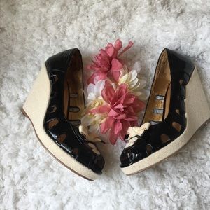 Seychelles wedges
